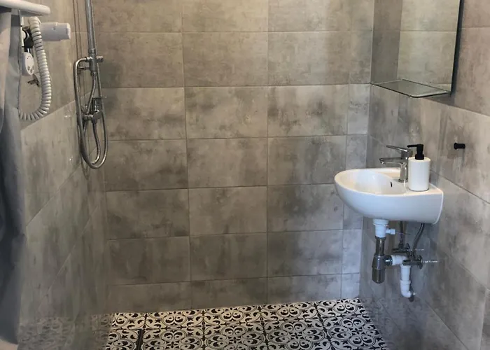 Paderewskiego 5 3* 소포트